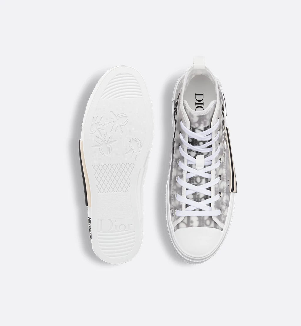 B23  Low-Top Sneaker